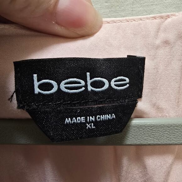 bebe blush pink V-neck flutter puff sleeve fit & flare mini dress XL A-line - Picture 4 of 12